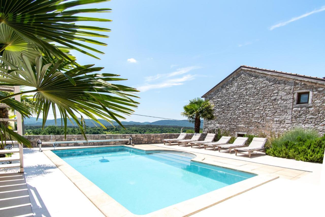 Apartment Trieste Hermes Art Sezana Bagian luar foto